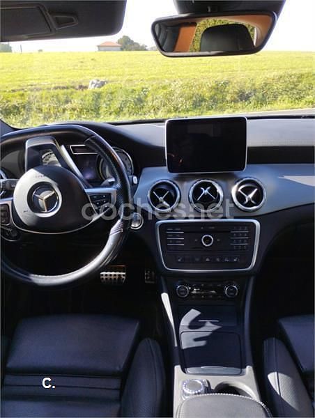 Usado Mercedes GLA220 AMG line 170 CV (125 kW) 2015 Gris / plata SUV