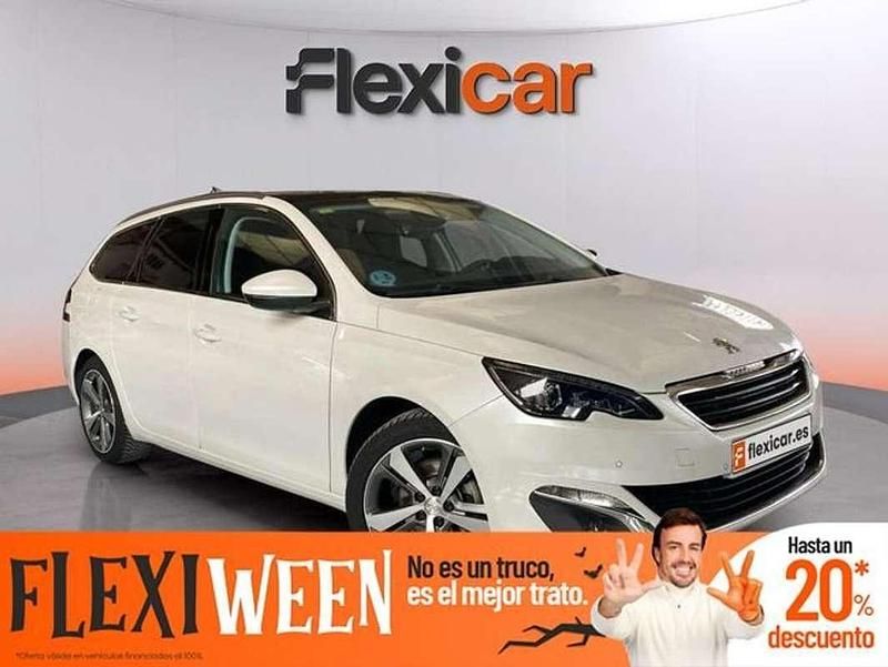 Blanco Usado 2016 Peugeot 308 Allure Utilitario | 9390 € (Precio justo) - Imagen 1/4