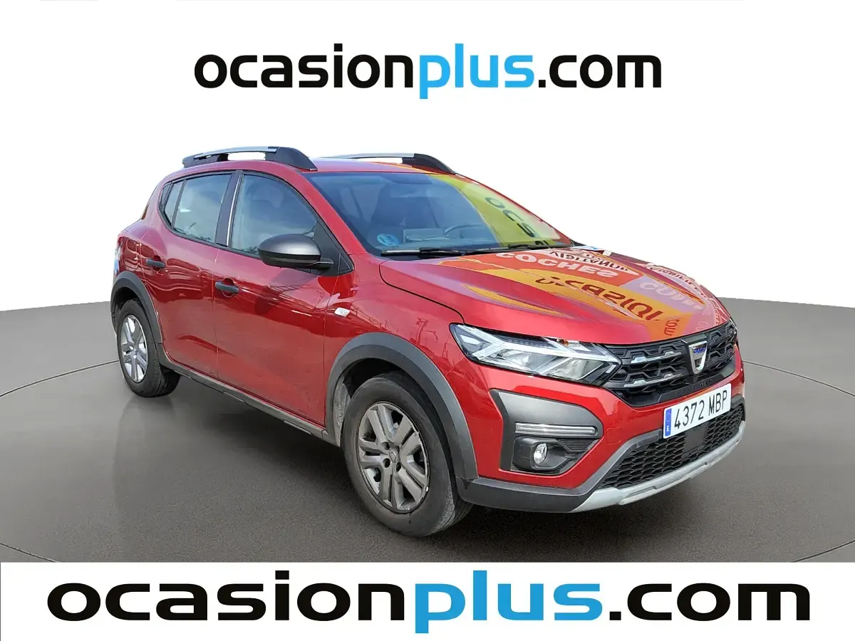 Usado Dacia Sandero Essentiel 101 CV (74 kW) 2022 Rojo Utilitario