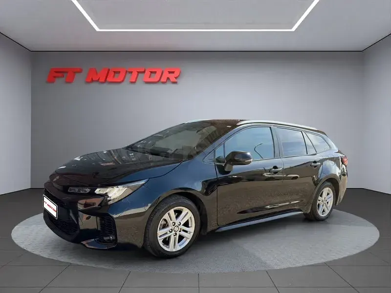 Usado Suzuki Swace 122 CV (89 kW) 2022 Negro Familiar