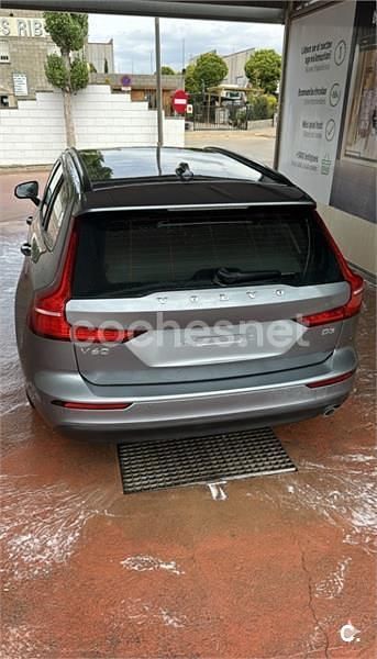 Gris / plata Usado 2019 Volvo V60 Momentum Familiar | 25.000 € (Un poco caro) - Imagen 1/3