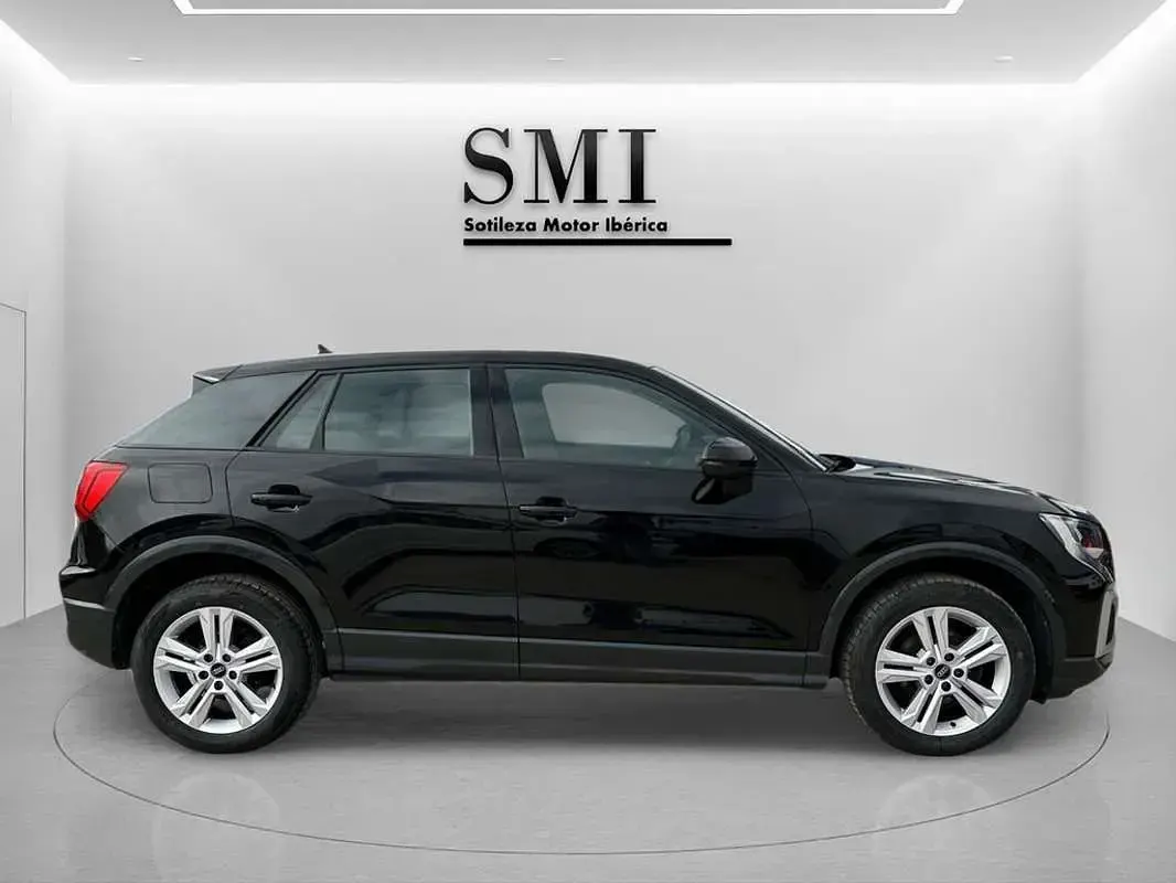 Usado Audi Q2 Advanced Plus 110 CV (80 kW) 2023 Negro SUV