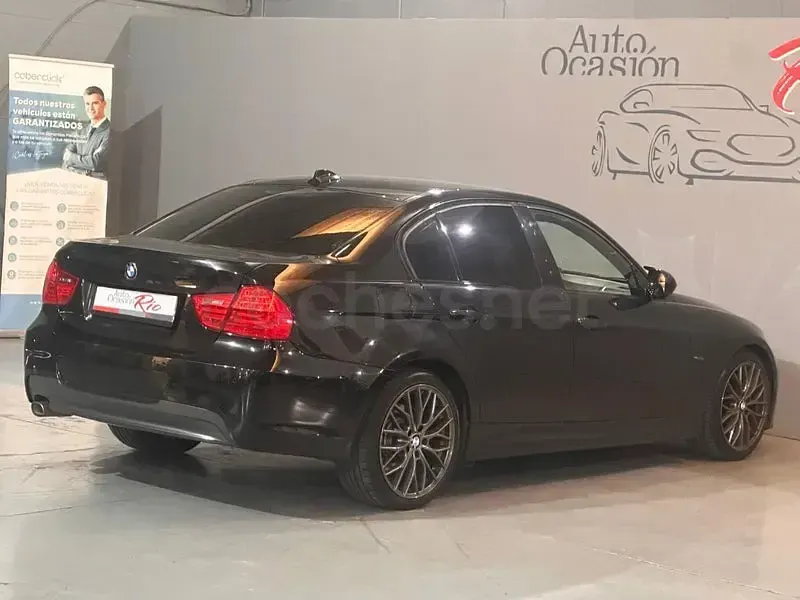 Usado BMW 318 143 CV (105 kW) 2011 Negro Berlina
