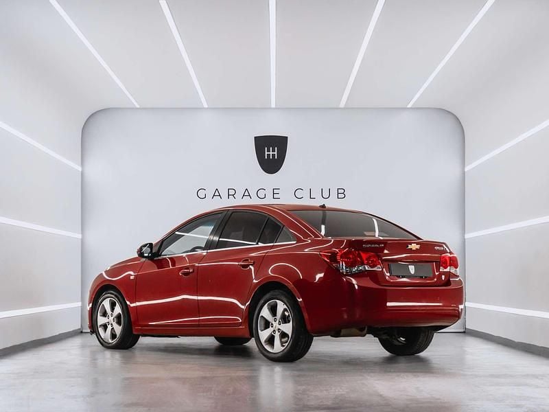 Usado Chevrolet Cruze LT 150 CV (110 kW) 2010 Rojo Berlina