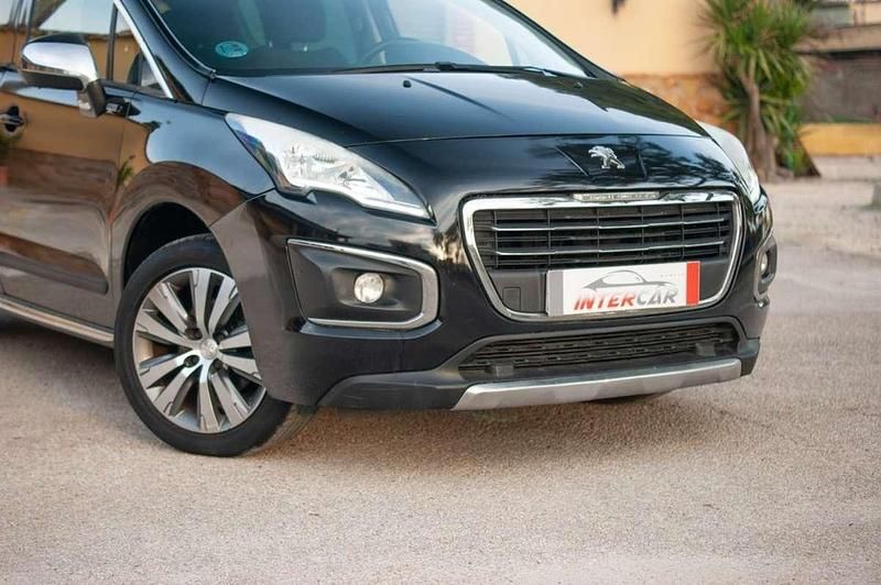 Usado Peugeot 3008 Style 130 CV (95 kW) 2016 Negro Utilitario