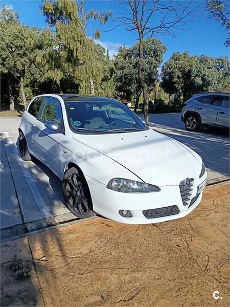 Blanco Usado 2008 Alfa Romeo 147 Utilitario | 2850 € (Precio justo) - Imagen 1/4