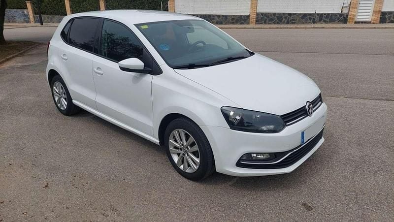 Blanco Usado 2016 VW Polo Utilitario | 8690 € (Precio justo) - Imagen 1/4