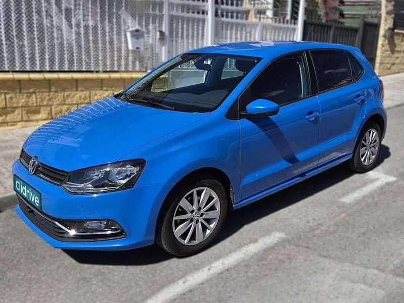 Usado VW Polo Advance 90 HP (66 kW) 2016 Azul Citadino