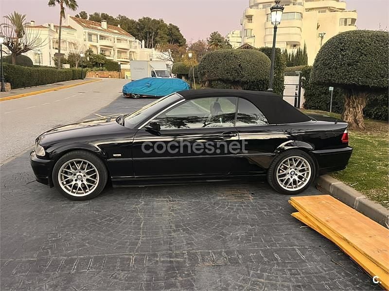 Usado BMW 325 Cabriolet 192 CV (141 kW) 2000 Negro Descapotable