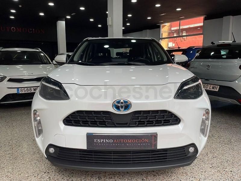 Usado Toyota Yaris Cross Active 116 CV (85 kW) 2023 Blanco SUV