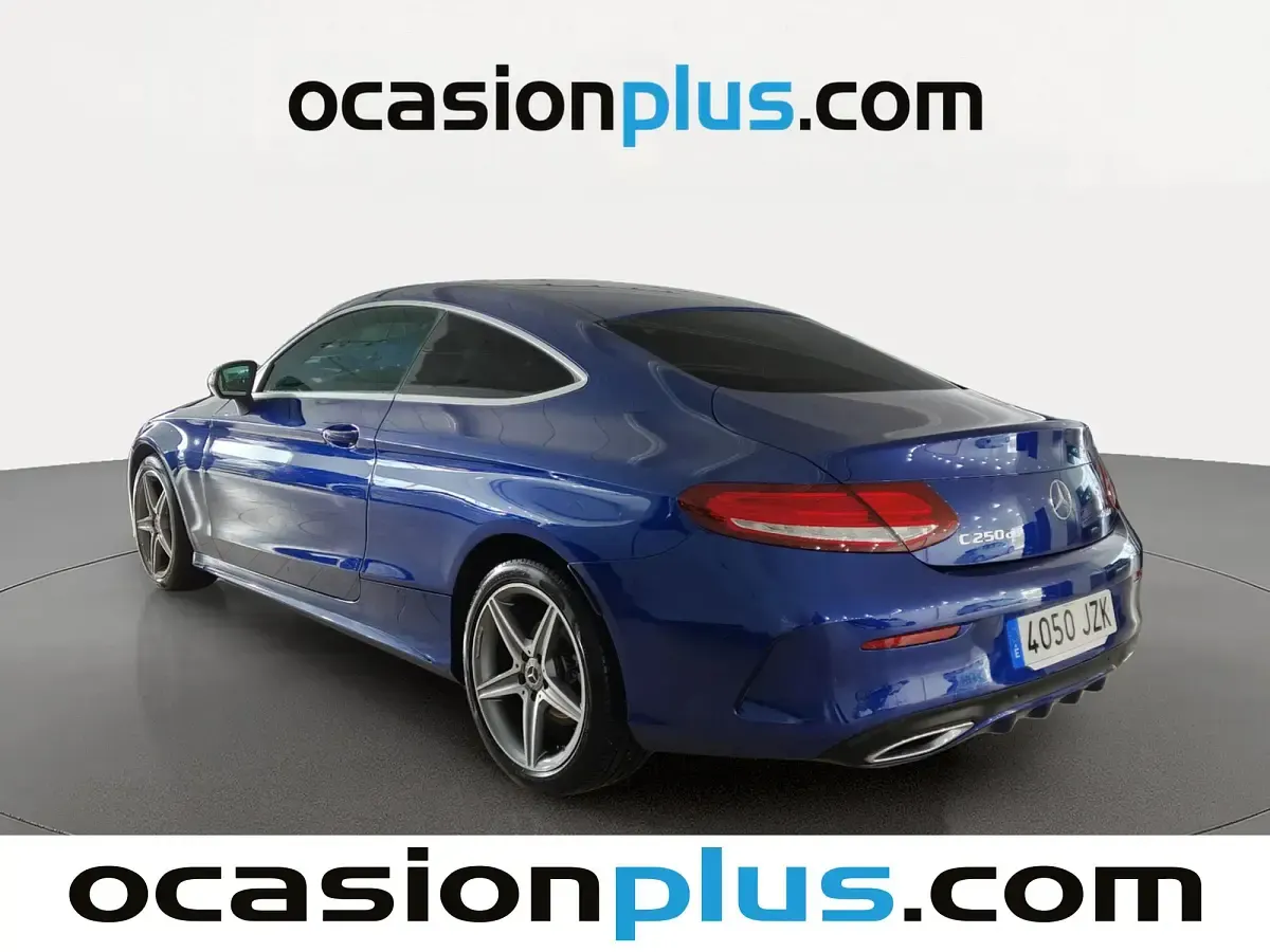 Usado Mercedes 250 AMG 204 CV (150 kW) 2017 Azul Coupe