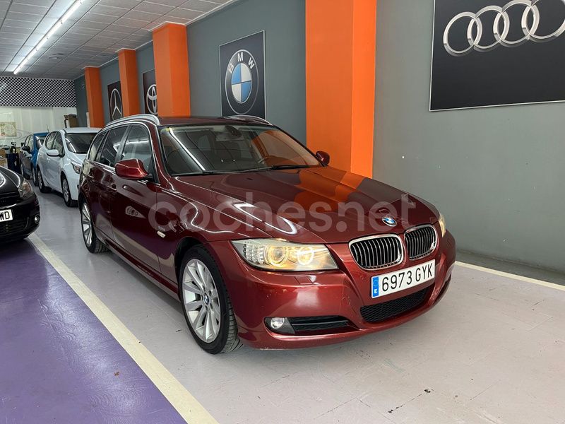Granate Usado 2010 BMW 325 Sport Line Familiar | 11.990 € (Precio justo) - Imagen 1/4