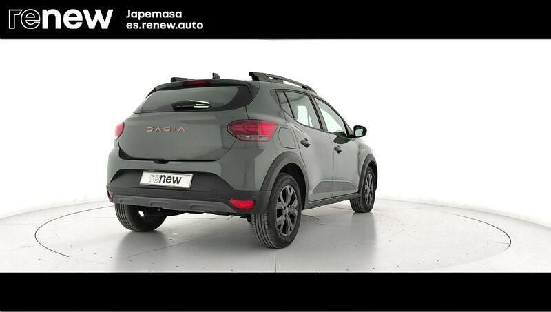 Usado Dacia Sandero Extreme 100 CV (73 kW) 2025 Verde Berlina
