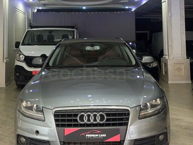 Usado Audi A4 Premium 143 CV (105 kW) 2013 Gris / plata Familiar