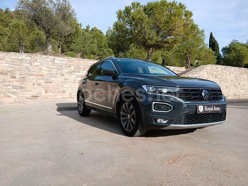 Usado VW T-Roc Sportline 150 CV (110 kW) 2020 Gris / plata SUV