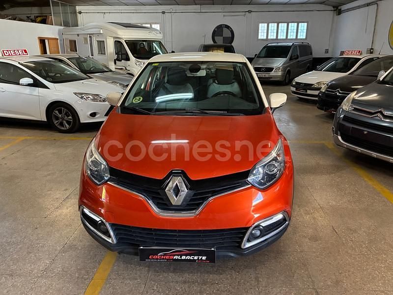 Usado Renault Captur Intens 90 CV (66 kW) 2013 Naranja SUV