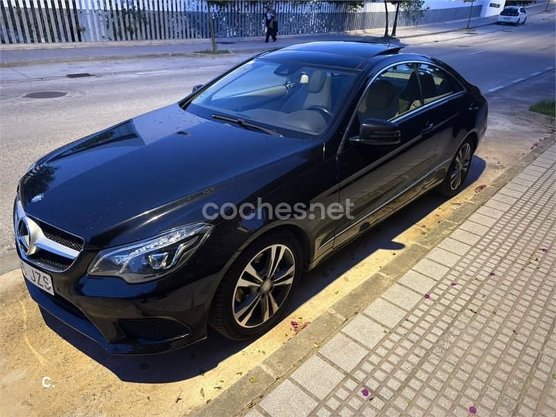 Negro Usado 2013 Mercedes E220 Coupe | 19.000 € (Precio justo) - Imagen 1/4