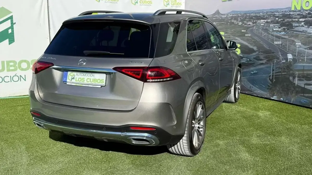 Usado Mercedes GLE350 321 CV (236 kW) 2020 Gris SUV