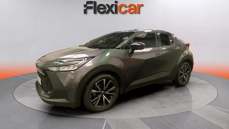 Usado Toyota C-HR Advance 140 CV (102 kW) 2024 Gris SUV