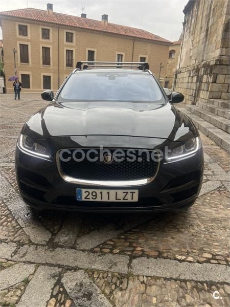 Usado Jaguar F-Pace Prestige 300 CV (220 kW) 2016 Negro SUV