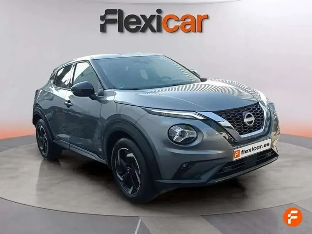 Usado Nissan Juke N-Connecta 114 CV (83 kW) 2024 Gris SUV