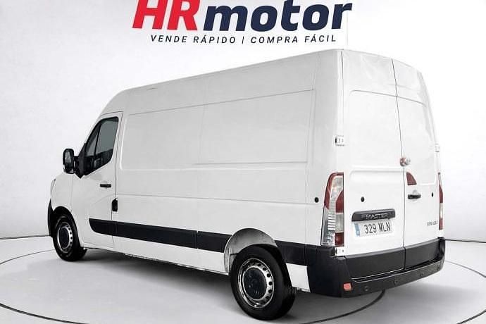Usado Renault Master 150 CV (110 kW) 2023 Monovolumen