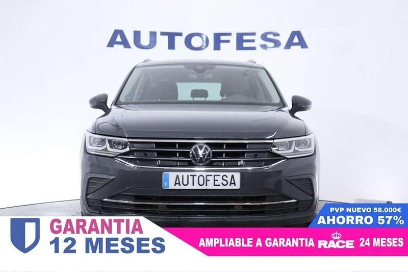 Usado VW Tiguan Life 245 CV (180 kW) 2022 Gris / plata SUV