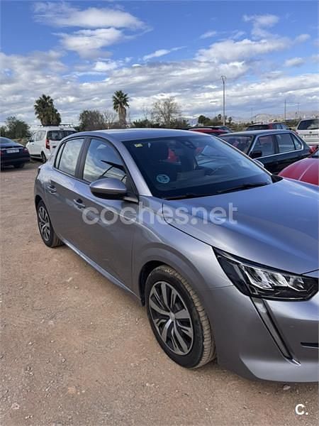 Gris / plata Usado 2020 Peugeot 208 Active Utilitario | 9500 € (Buen precio) - Imagen 1/4
