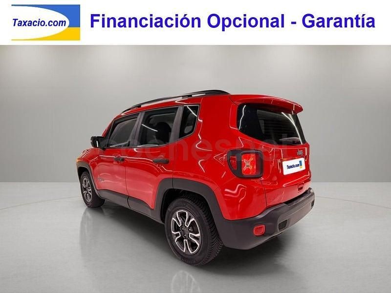 Usado Jeep Renegade Sport 120 CV (88 kW) 2018 Rojo SUV