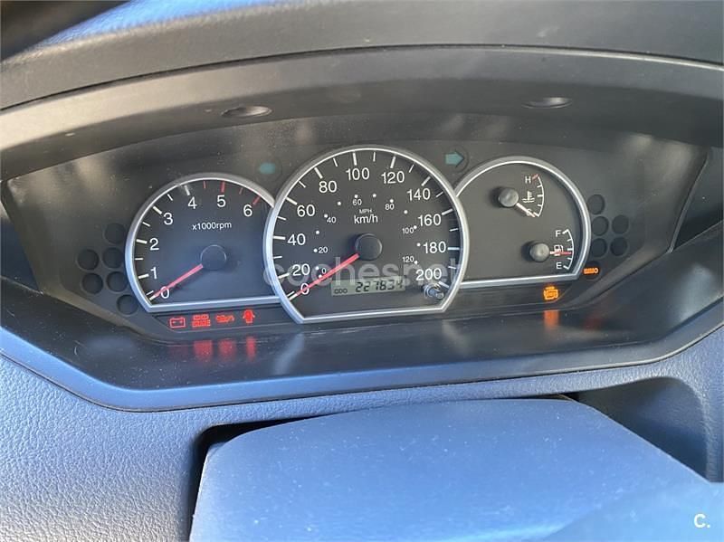 Usado Kia Carens EX 140 CV (102 kW) 2006 Beige Monovolumen