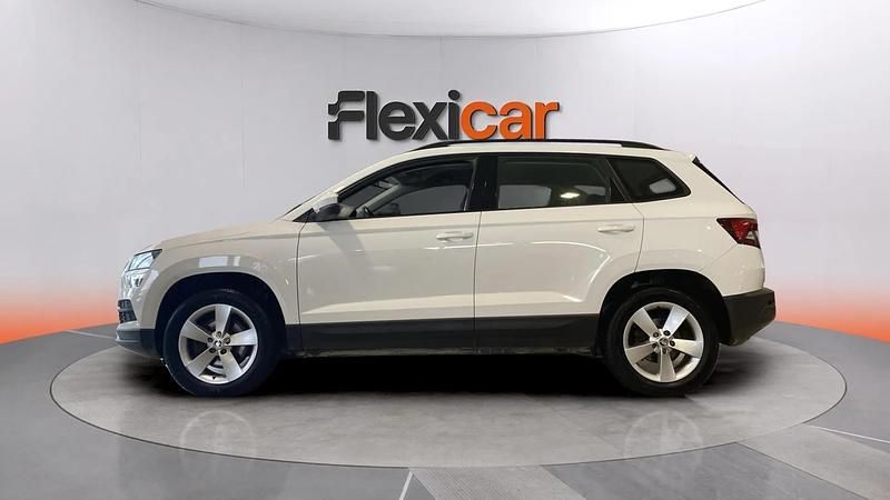 Usado Skoda Karoq Ambition 150 CV (110 kW) 2020 Blanco SUV