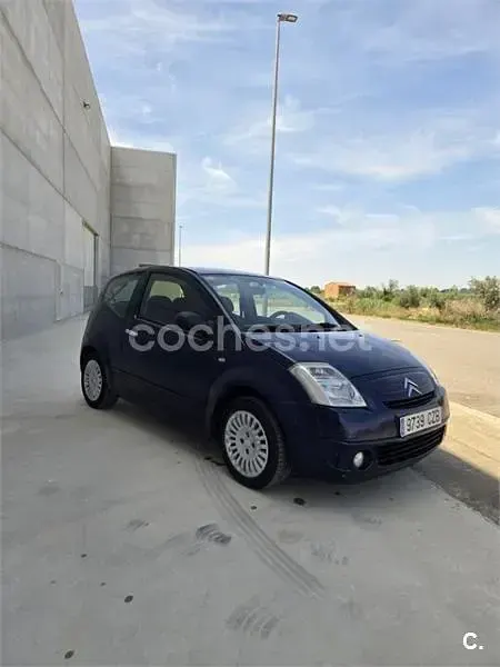Usado Citroën C2 VTR Sport 70 CV (51 kW) 2004 Azul Utilitario