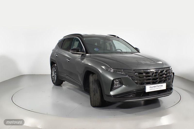 Gris Usado 2024 Hyundai Tucson SUV | 32.700 € (Caro) - Imagen 1/4