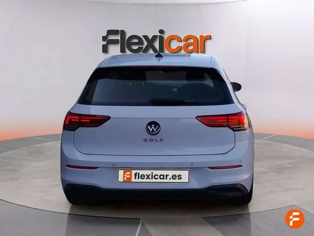 Usado VW Golf VIII 116 CV (85 kW) 2022 Blanco Utilitario