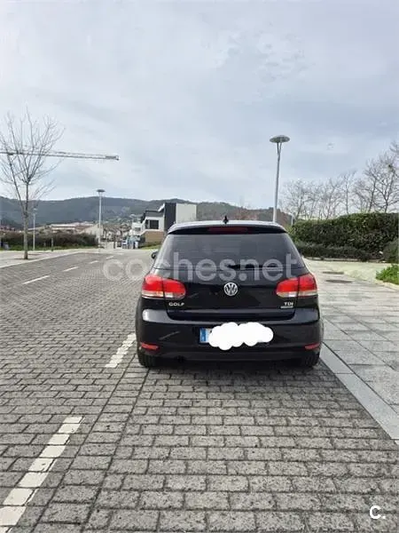 Usado VW Golf VI Advance 105 CV (77 kW) 2010 Negro Utilitario