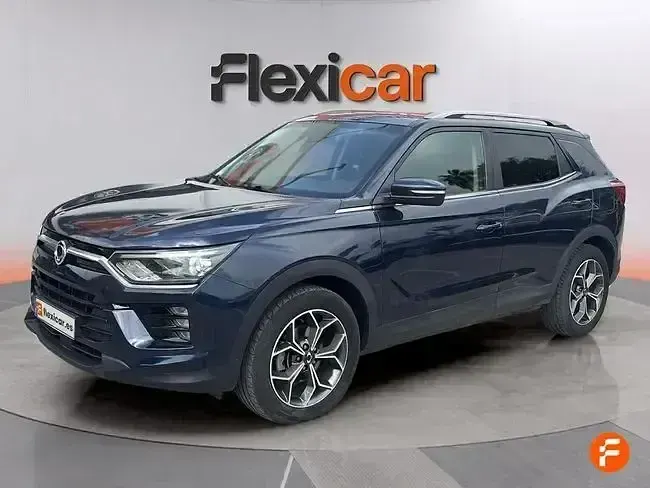 Usado SsangYong Korando Limited 136 CV (100 kW) 2021 Azul SUV