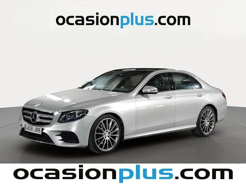 Usado Mercedes E220 AMG 194 CV (142 kW) 2016 Gris plata Berlina