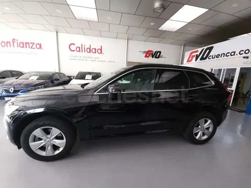 Usado Volvo XC60 Core 197 CV (144 kW) 2022 Negro SUV