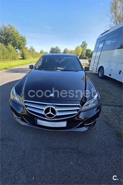 Usado Mercedes E200 136 CV (100 kW) 2015 Negro Berlina