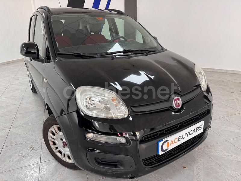 Usado Fiat Panda Easy 69 HP (50 kW) 2016 Preto Citadino