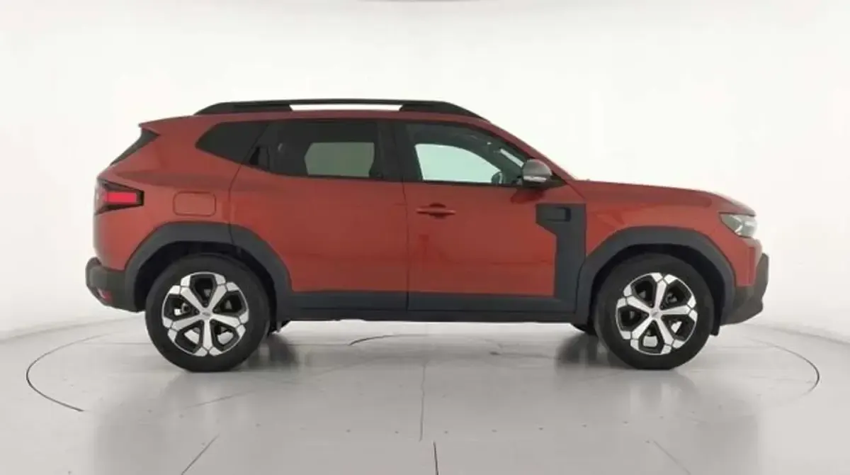 Usado Dacia Duster Journey 131 CV (96 kW) 2025 Marrón SUV