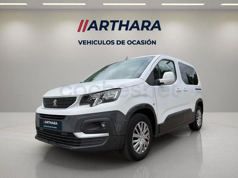 Usado Peugeot Rifter Active 130 CV (95 kW) 2019 Blanco Monovolumen