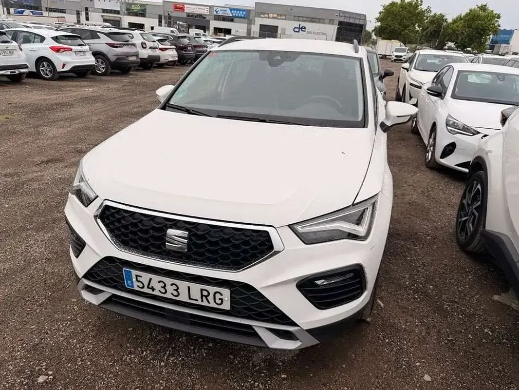 Usado Seat Ateca Style 110 CV (80 kW) 2021 Blanco SUV