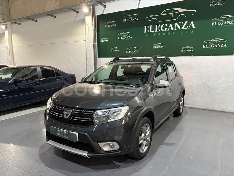 Negro Usado 2018 Dacia Sandero Comfort Utilitario | 8490 € (Precio justo) - Imagen 1/4