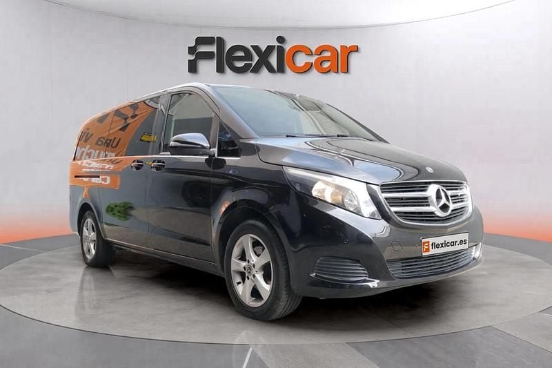 Negro Usado 2018 Mercedes V220 Avantgarde Monovolumen | 32.490 € - Imagen 1/4