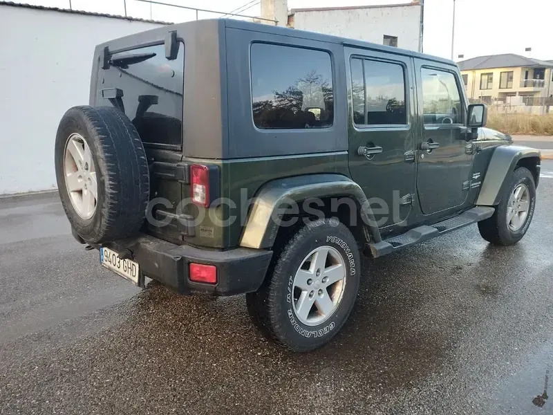 Usado Jeep Wrangler Unlimited Sahara 177 CV (130 kW) 2008 Verde SUV