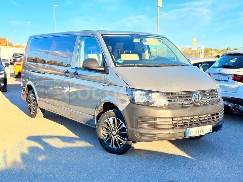 Gris / plata Usado 2017 VW Caravelle Monovolumen | 21.990 € (Super precio) - Imagen 1/4