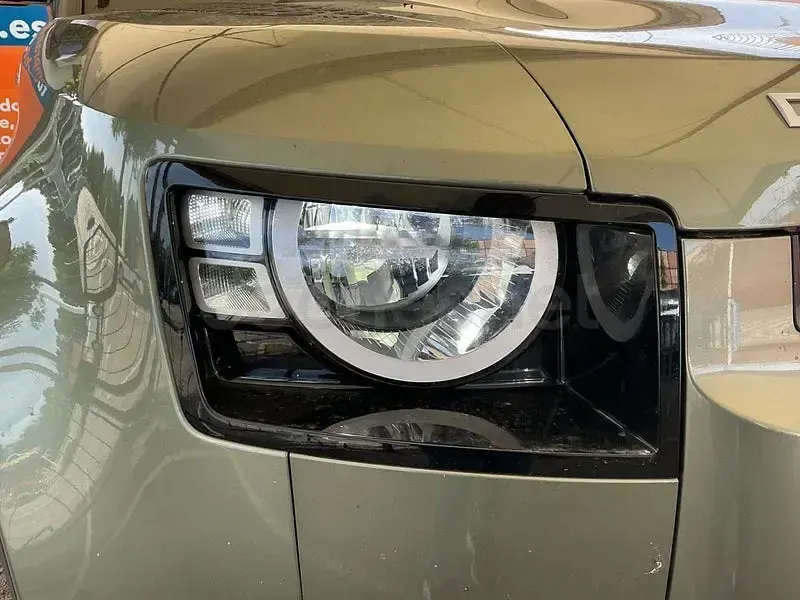 Usado Land Rover Defender SE 249 CV (183 kW) 2022 Verde SUV