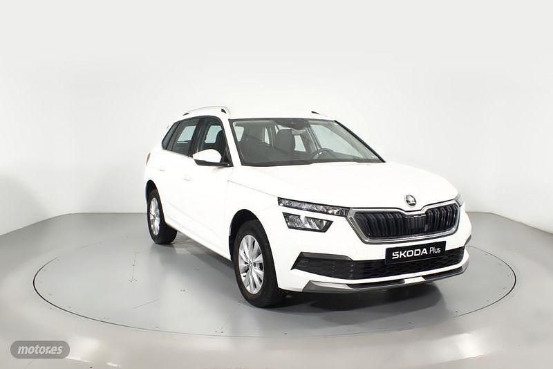 Blanco Usado 2021 Skoda Kamiq Ambition SUV | 18.400 € (Precio justo) - Imagen 1/4