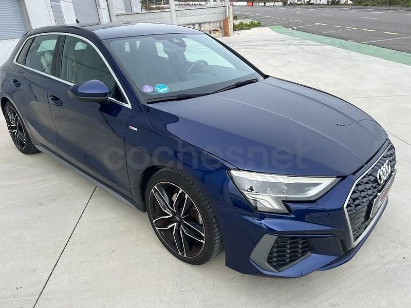 Usado Audi A3 S-Line 150 CV (110 kW) 2021 Azul Berlina